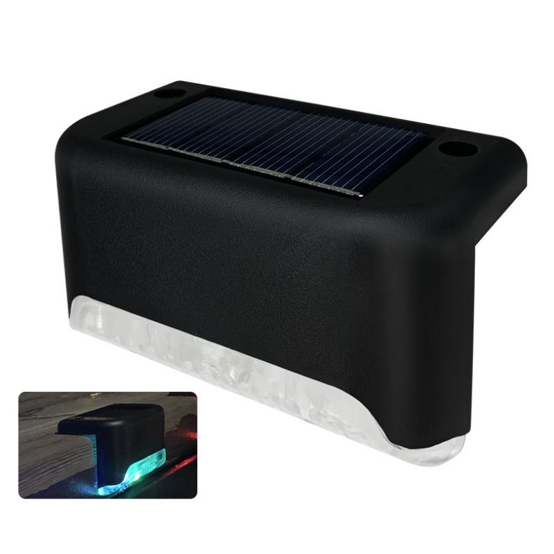 Lumières solaires pour marches extérieures – Sécurité et style (lot de 4)