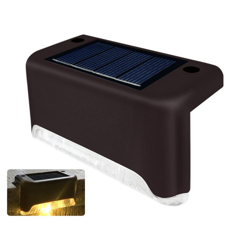 Lumières solaires pour marches extérieures – Sécurité et style (lot de 4)