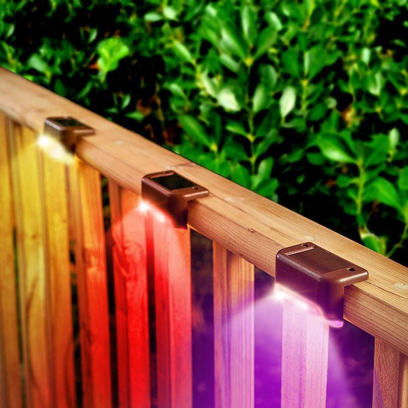 Lumières solaires pour marches extérieures – Sécurité et style (lot de 4)