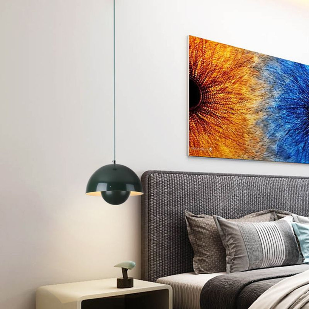 Lustre coloré en demi-cercle