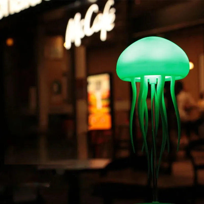 RGB-Quallen-Tischlampe