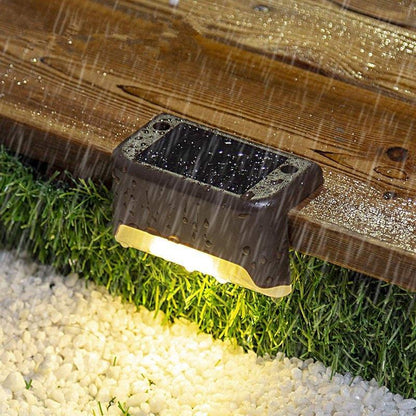 Lumières solaires pour marches extérieures – Sécurité et style (lot de 4)
