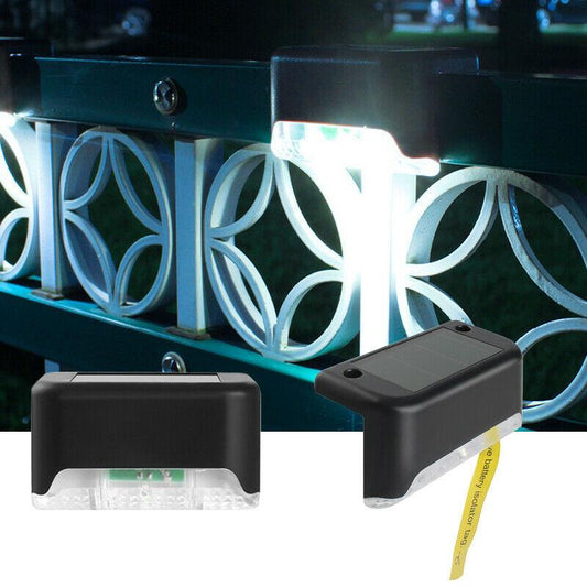 Lumières solaires pour marches extérieures – Sécurité et style (lot de 4)