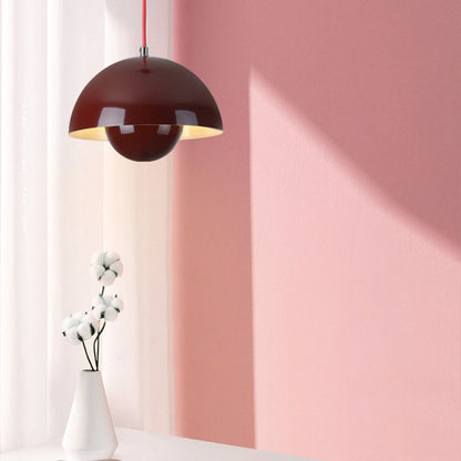 Lustre coloré en demi-cercle