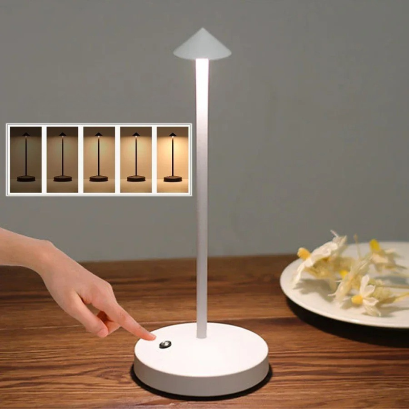 Lampe de table LED - Porte-chapeaux