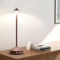 Lampe de table LED - Porte-chapeaux