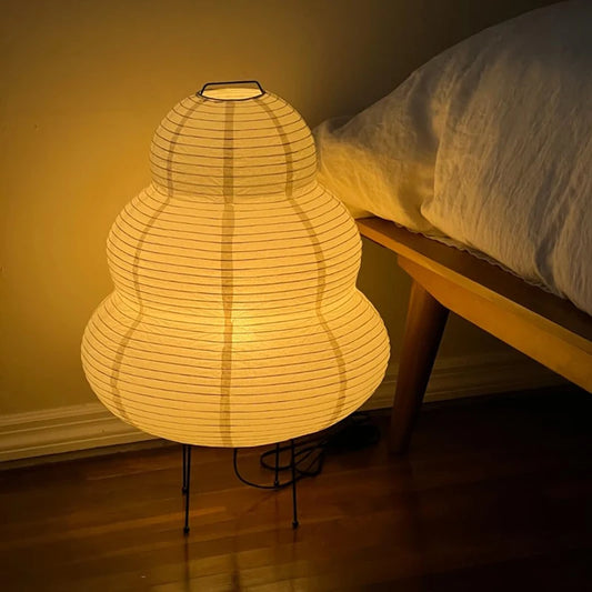 LED-Tischlampe aus Reispapier