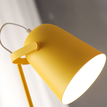 Drehbare Tischleuchte mit modernem Design