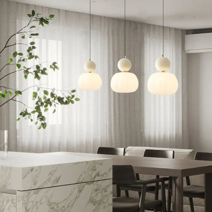 Scout Cremefarbene Art-Deco-Hängelampe 