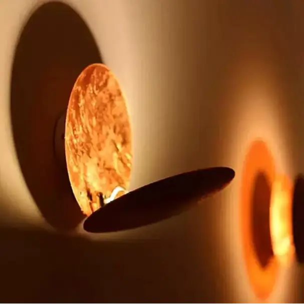 Applique Murale - Art Moderne en forme d'éclipse