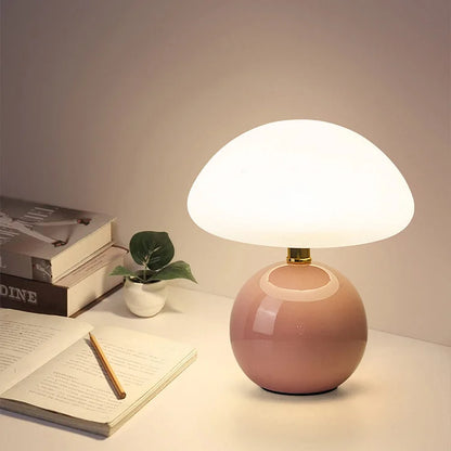 Französische Creme-Pilzlampe